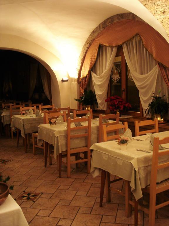Albergo Scarpone فورني أفولتري المظهر الخارجي الصورة